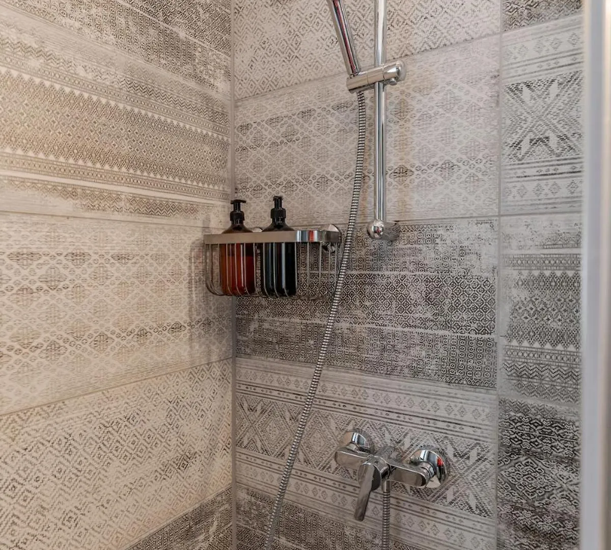 Downtown Loft Apartment With Jacuzzi&Terrace Bucharest