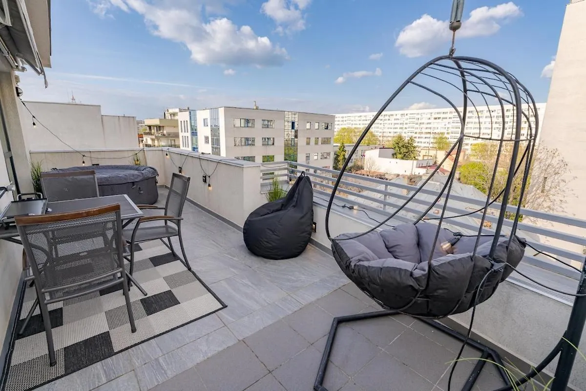 Downtown Loft Apartment With Jacuzzi&Terrace Bucharest